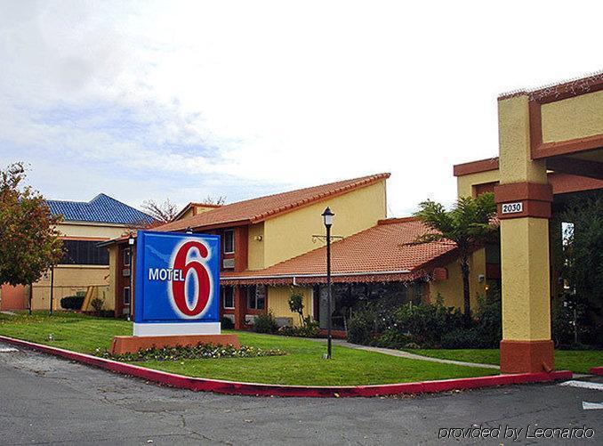 Motel 6 Cal Expo Sacramento McClellan Eksteriør billede